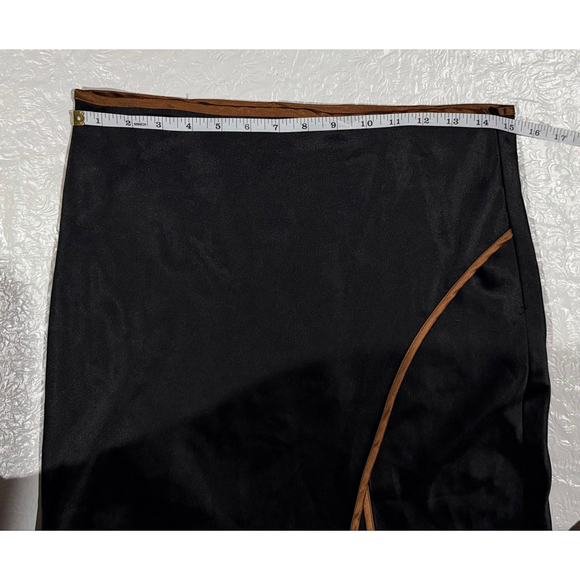 Alice in the Eve Asymmetrical Midi Skirt Clean Girl Model Quiet Luxury Y2K S - Picture 10 of 12